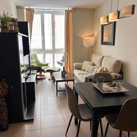 Boliches, Modernos Aptos 1 Y 2 Fantastica Ubicacion * フエンヒロラ