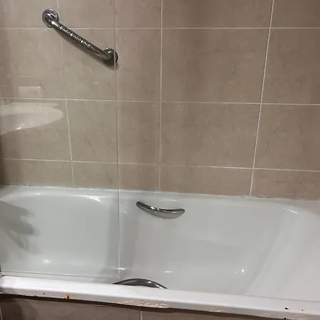 Boliches, Modernos Aptos 1 Y 2 Fantastica Ubicacion