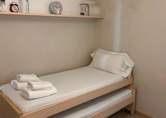 Boliches, Modernos Aptos 1 Y 2 Fantastica Ubicacion フエンヒロラ